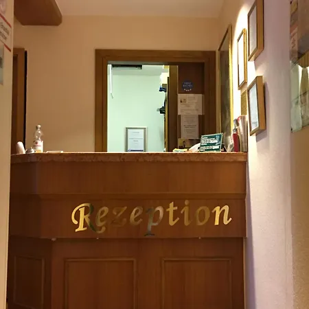 Ξενοδοχείο Zum Winzermaennle Βίρτσμπουργκ